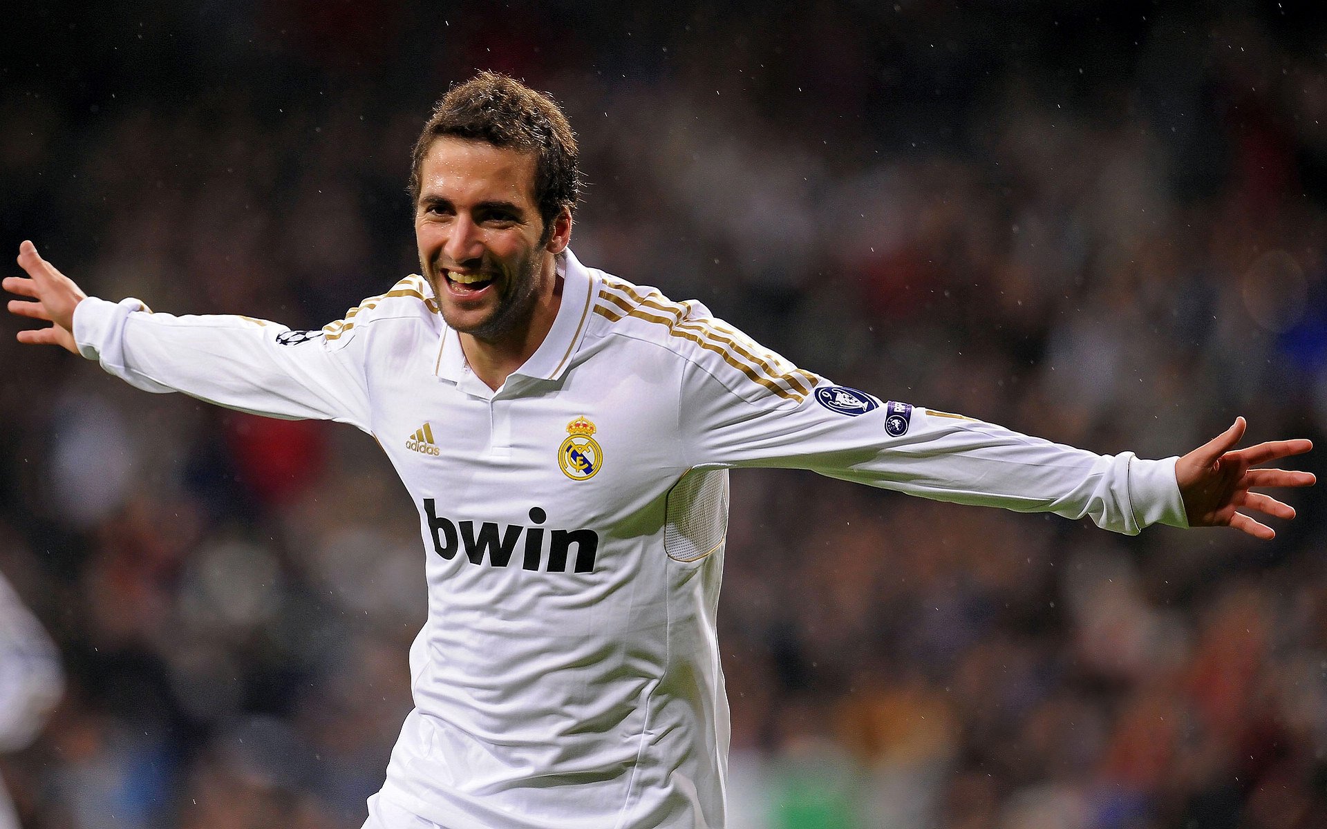 开云网页版-崭露头角的新星，点燃球队的胜利火焰